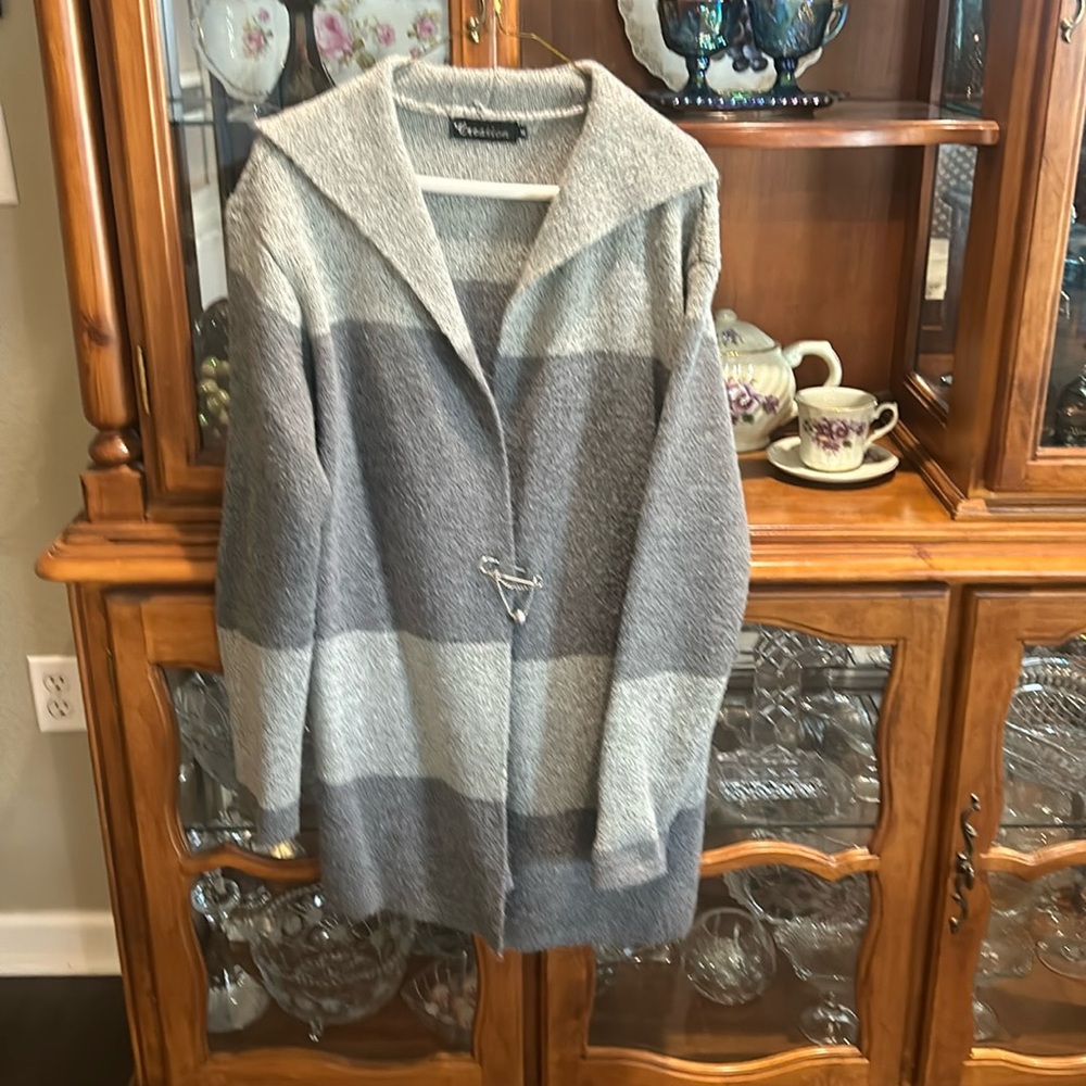 Cardigan sweater size M